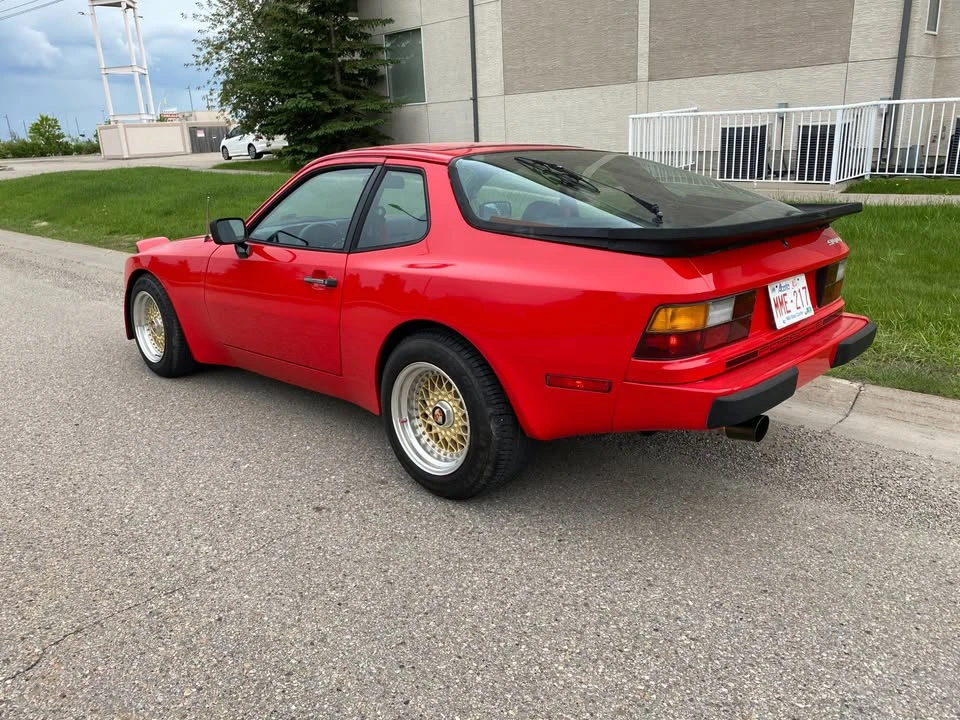 1984 Porsche 944 - Image 5 of 10