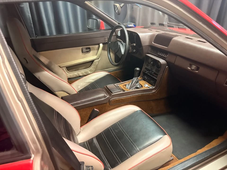 1984 Porsche 944 - Image 4 of 18
