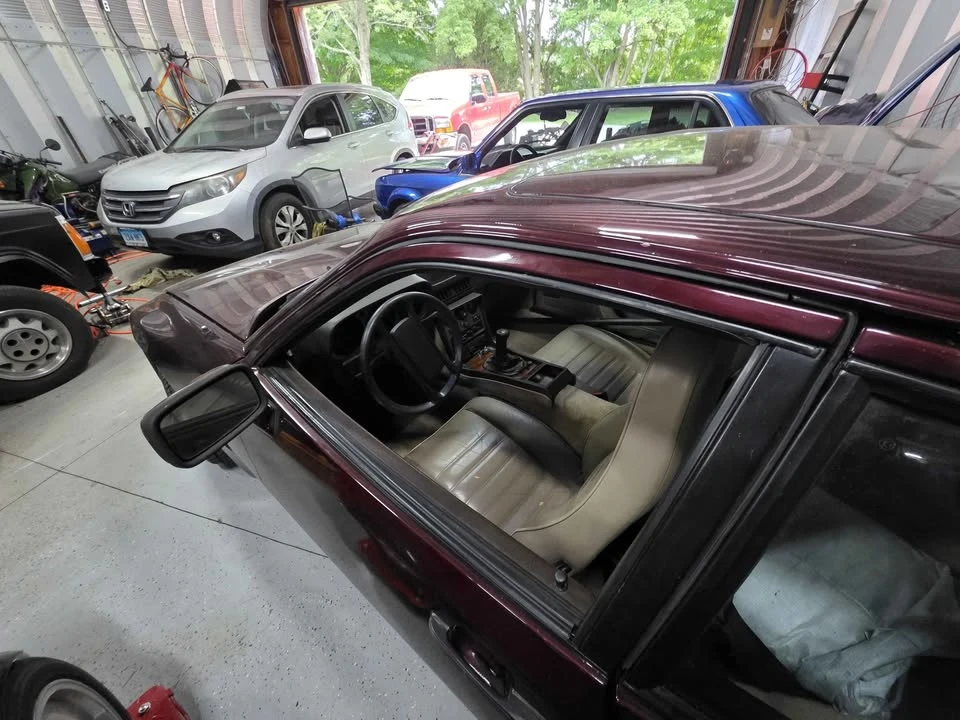 1984 Porsche 944 - Image 9 of 12