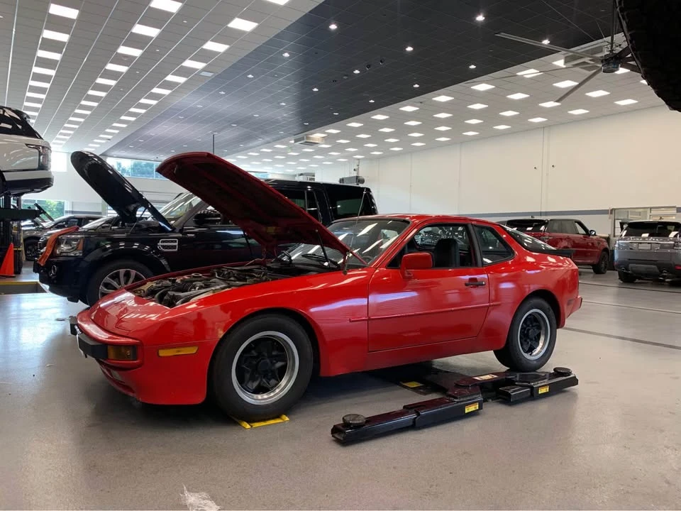 1984 Porsche 944 - Image 12 of 14