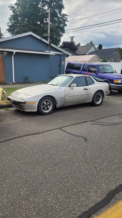 1984 Porsche 944 - Image 2 of 4