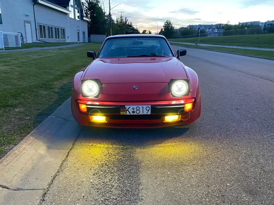 1984 Porsche 944 - Image 3 of 10