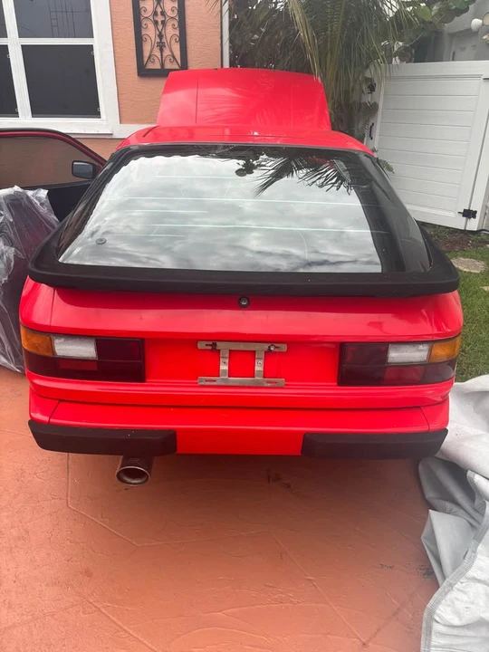 1984 Porsche 944 - Image 9 of 12