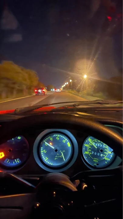 1984 Porsche 944 - Image 11 of 14
