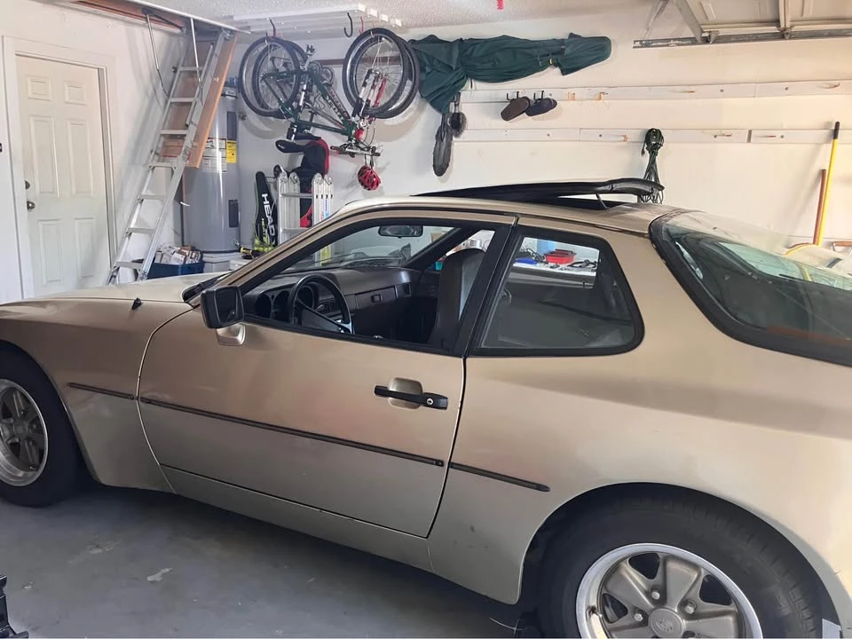 1984 Porsche 944 - Image 5 of 17