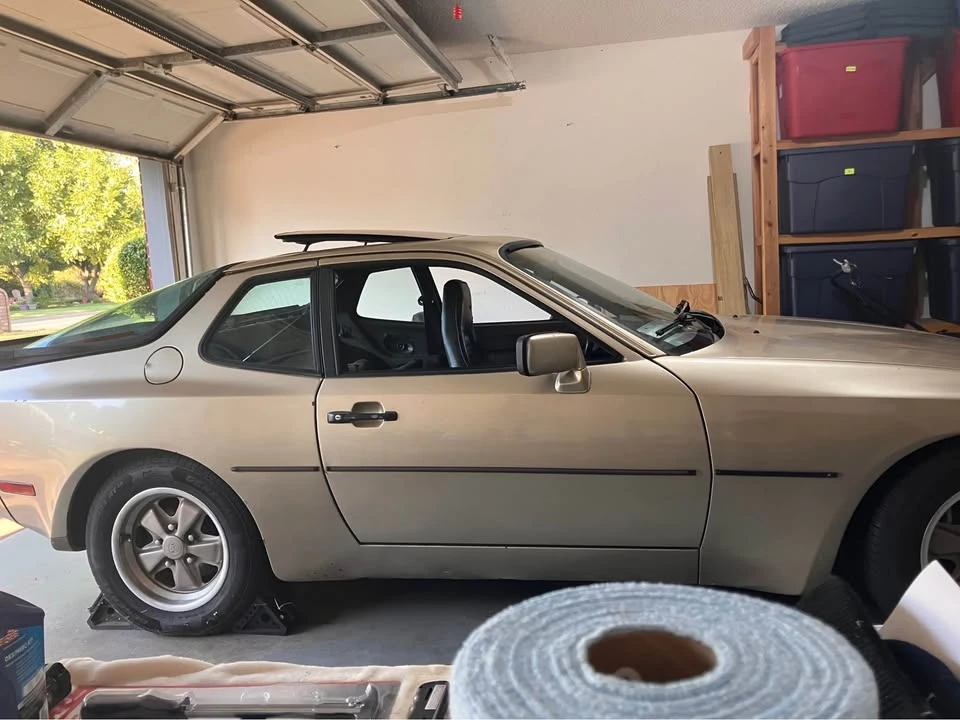 1984 Porsche 944 - Image 2 of 17