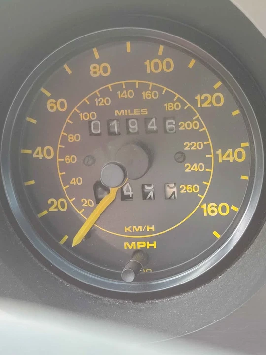 1984 Porsche 944 - Image 7 of 7