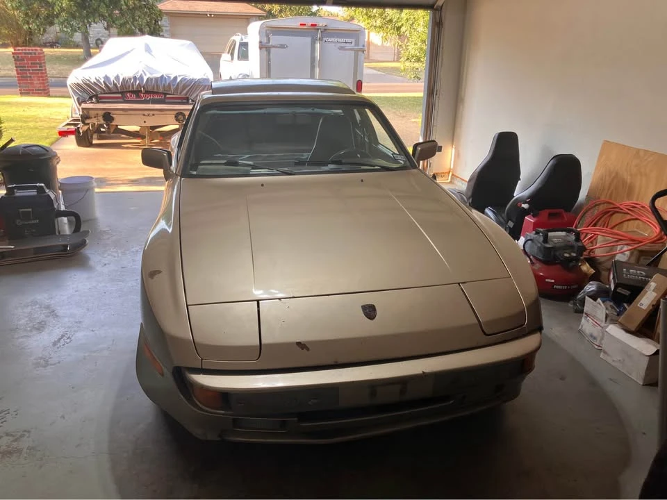 1984 Porsche 944 - Image 7 of 17