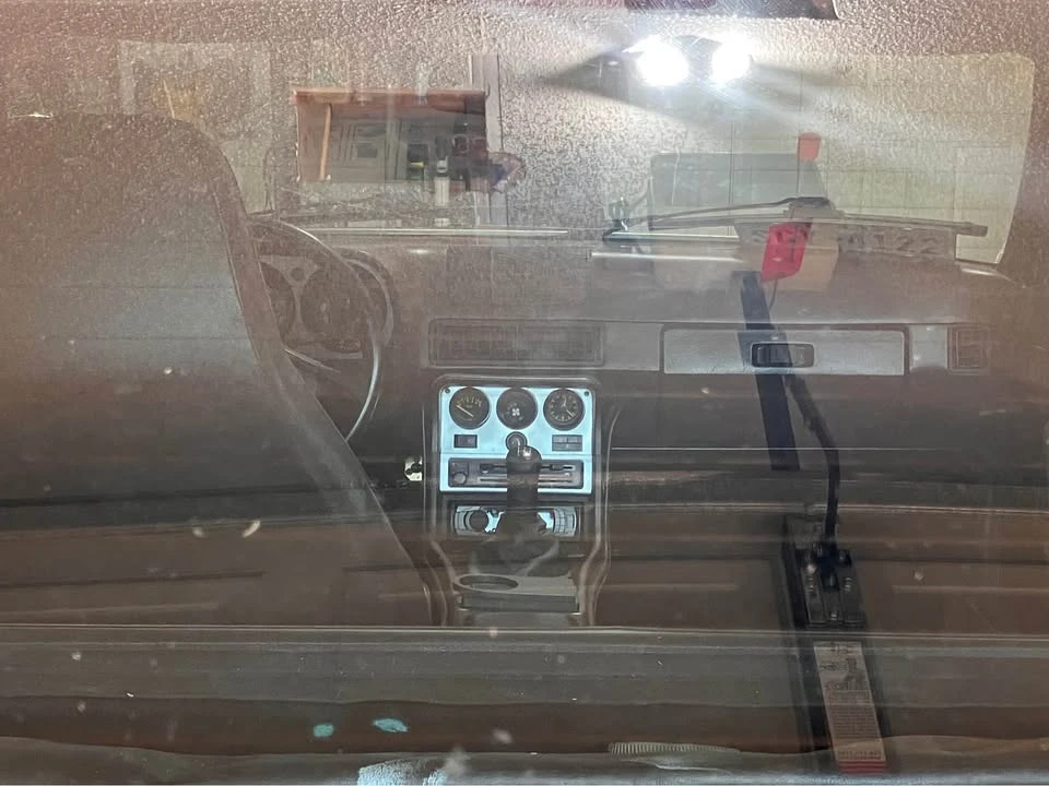 1984 Porsche 944 - Image 10 of 17