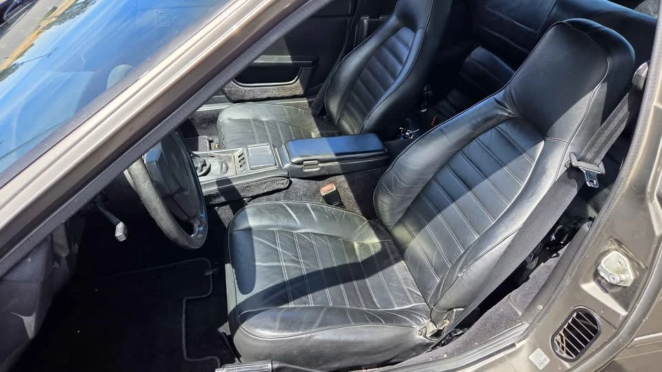 1984 Porsche 944 - Image 11 of 14