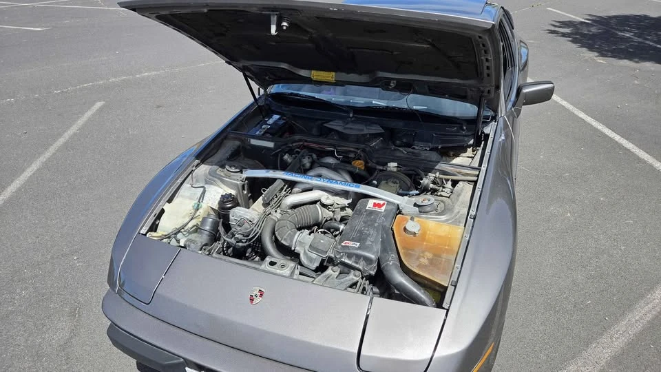 1984 Porsche 944 - Image 13 of 14