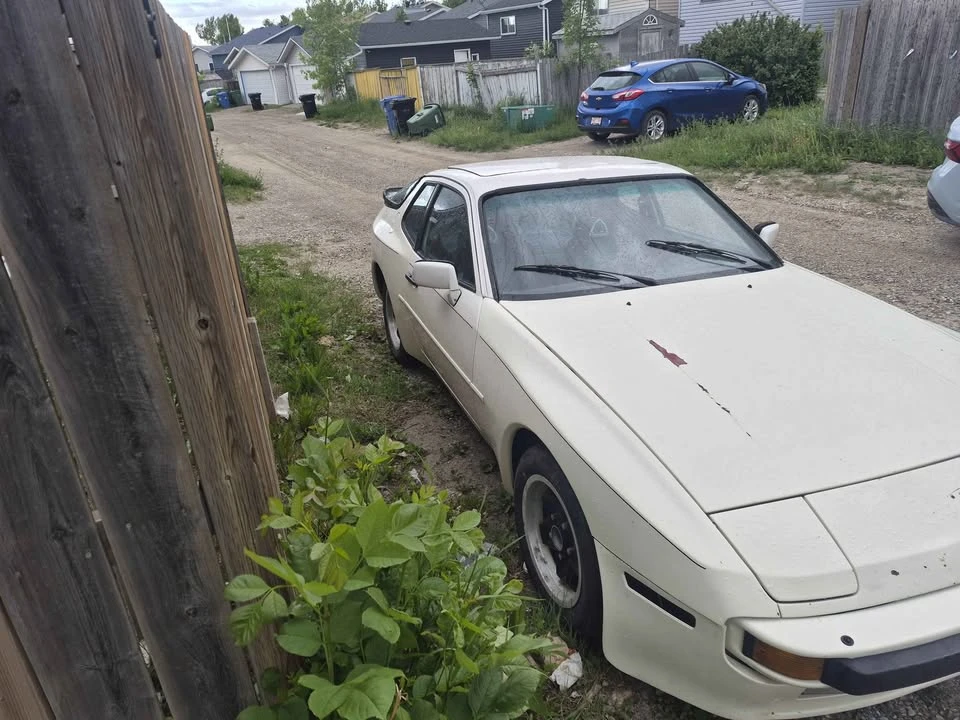 1984 Porsche 944 - Image 3 of 6