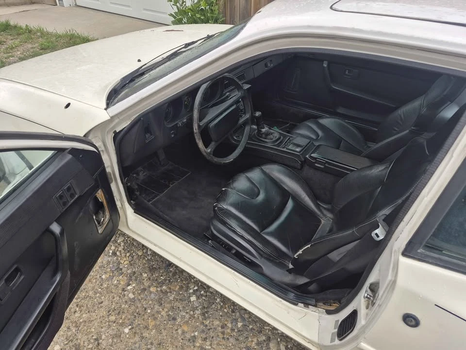 1984 Porsche 944 - Image 6 of 6