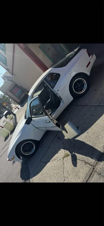 1984 Porsche 944 - Image 4 of 12