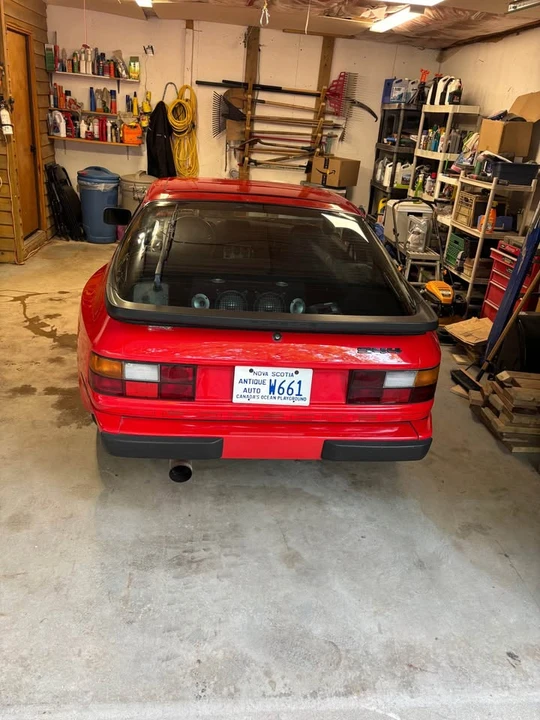 1984 Porsche 944 - Image 5 of 7