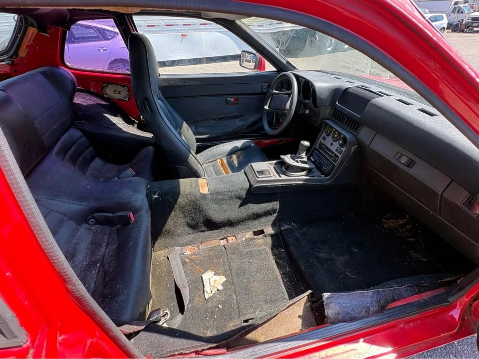 1984 Porsche 944 - Image 10 of 20