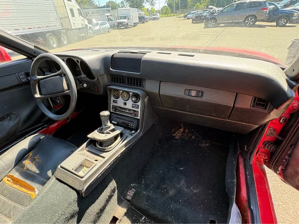 1984 Porsche 944 - Image 12 of 20