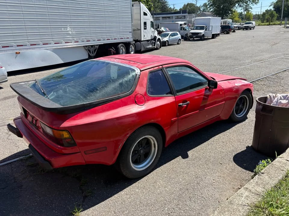 1984 Porsche 944 - Image 6 of 20
