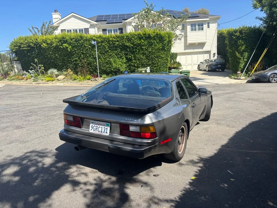 1984 Porsche 944 - Image 2 of 10