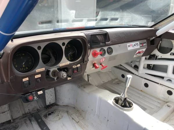 1984 Porsche 944 - Image 6 of 7