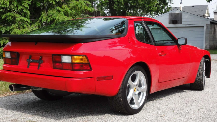 1984 Porsche 944 - Image 9 of 10