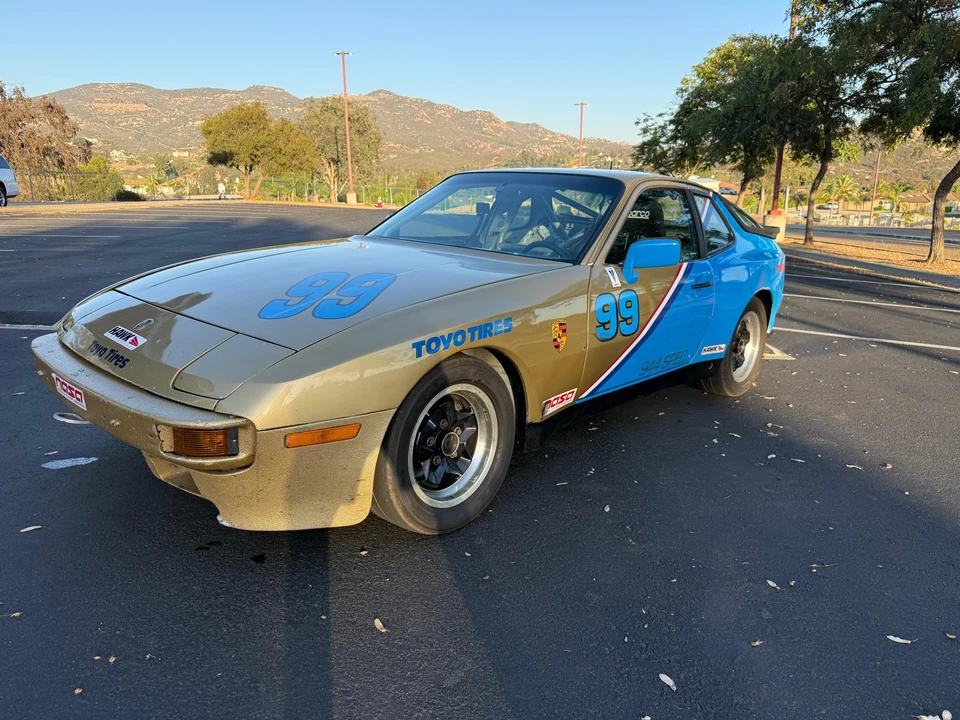 1984 Porsche 944 - Image 11 of 31