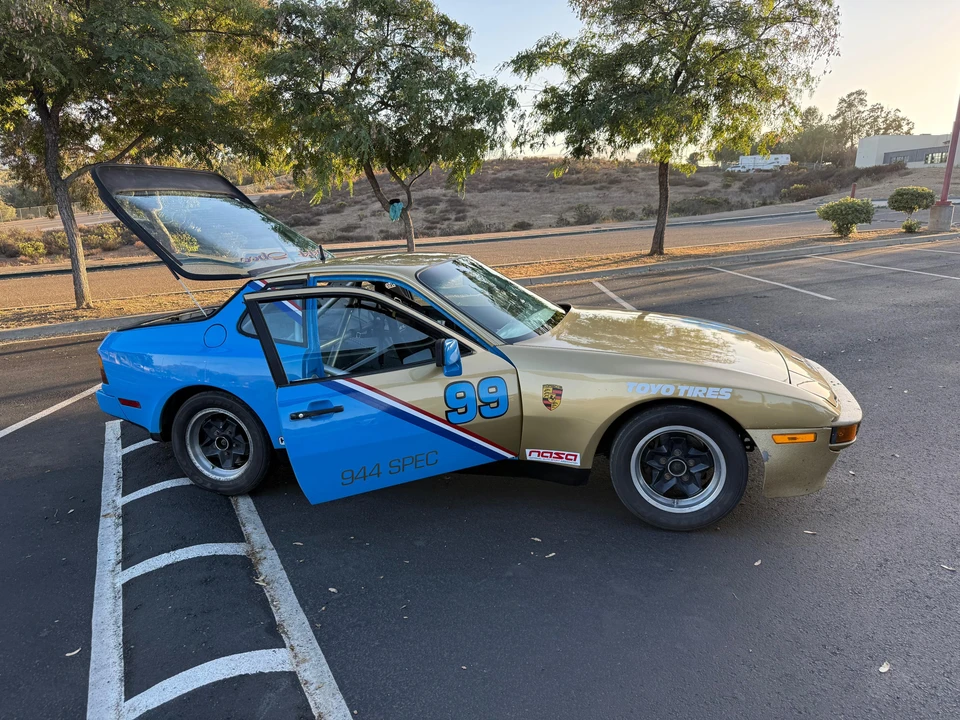 1984 Porsche 944 - Image 21 of 31