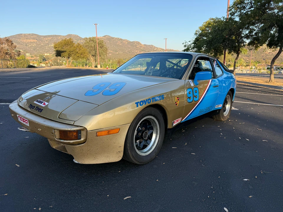 1984 Porsche 944 - Image 10 of 31