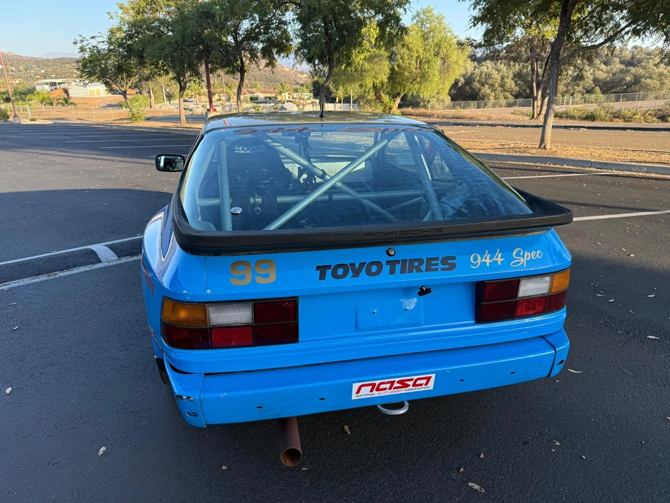 1984 Porsche 944 - Image 16 of 31