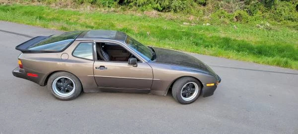 1984 Porsche 944 - Image 10 of 21
