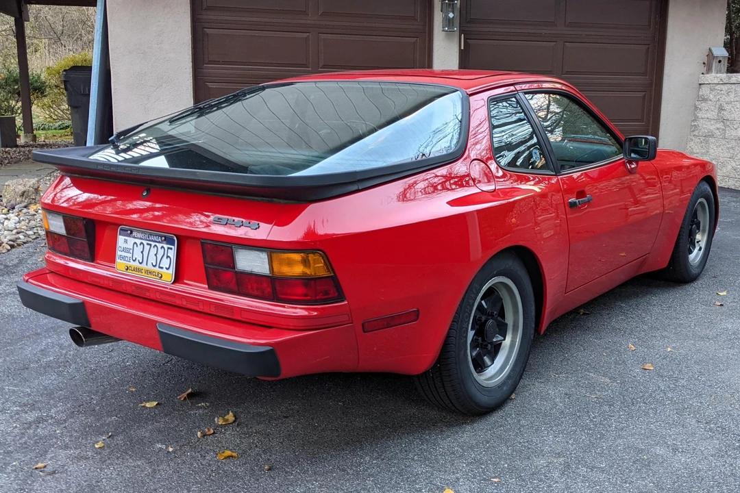 1984 Porsche 944 - Image 17 of 31