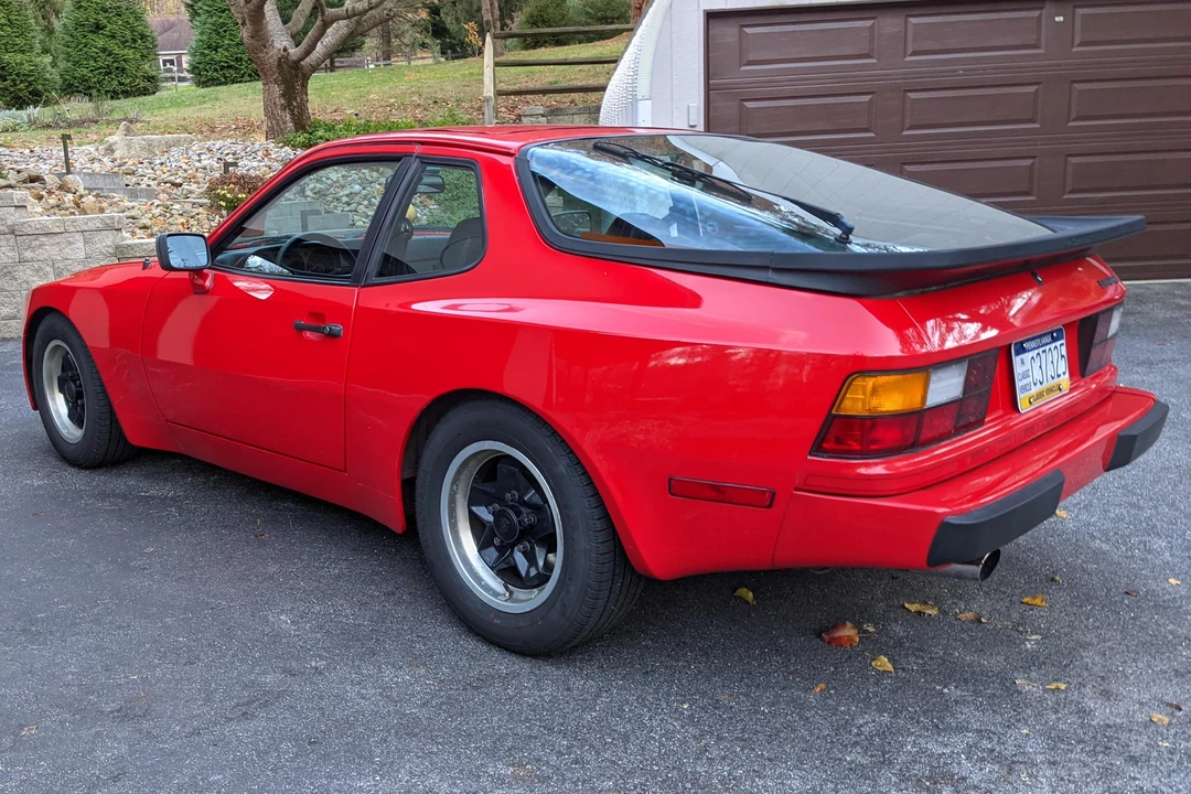 1984 Porsche 944 - Image 12 of 31