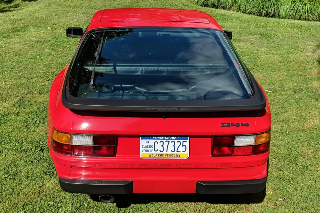 1984 Porsche 944 - Image 13 of 31
