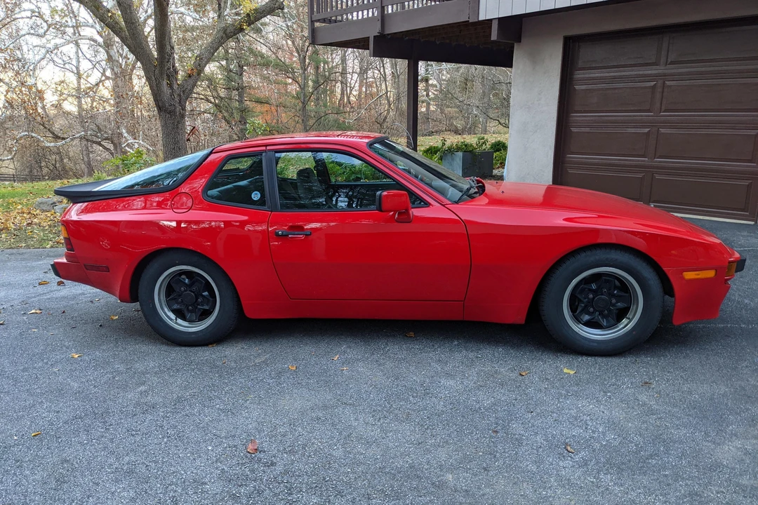 1984 Porsche 944 - Image 19 of 31