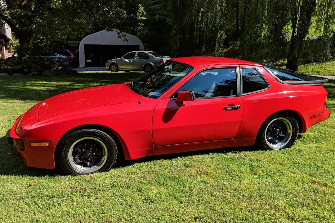 1984 Porsche 944 - Image 9 of 31