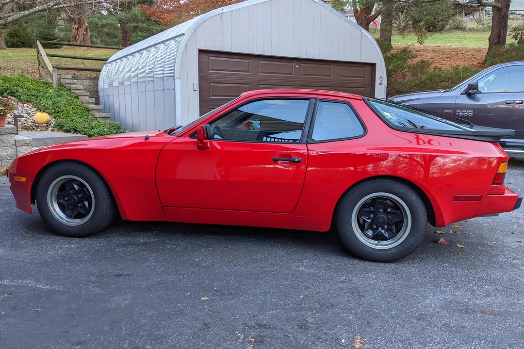 1984 Porsche 944 - Image 10 of 31