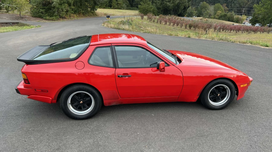 1984 Porsche 944 - Image 2 of 15