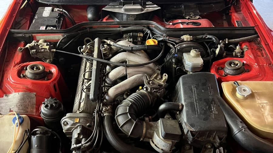 1984 Porsche 944 - Image 14 of 15