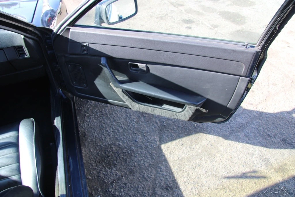 1984 Porsche 944 - Image 19 of 21