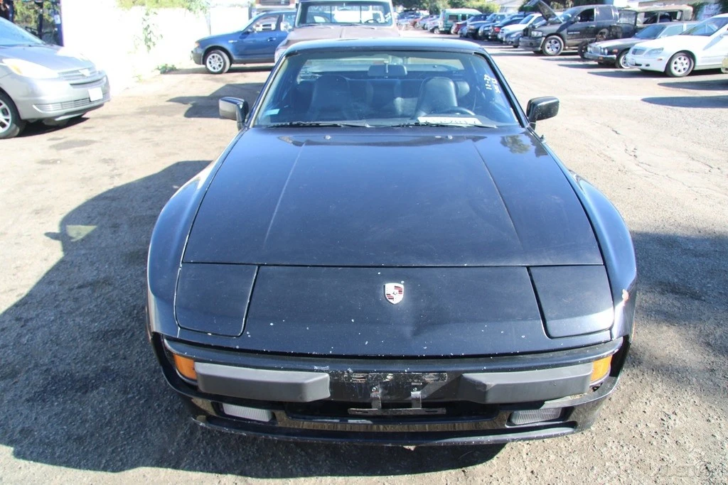 1984 Porsche 944 - Image 9 of 21