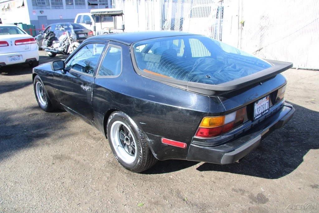 1984 Porsche 944 - Image 4 of 21