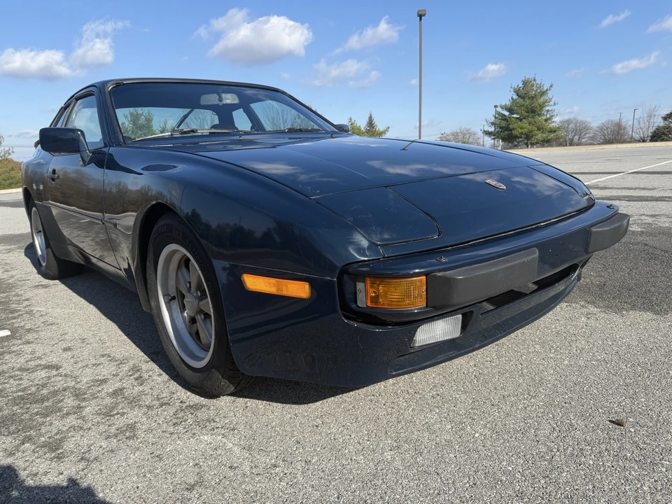 1984 Porsche 944 - Image 13 of 21