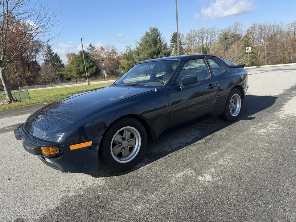 1984 Porsche 944 - Image 3 of 21