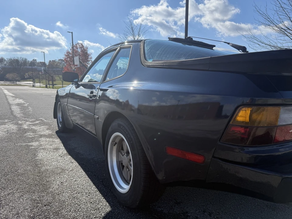 1984 Porsche 944 - Image 7 of 21