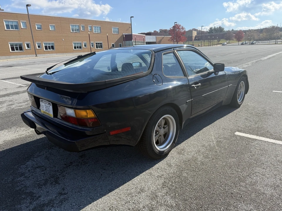 1984 Porsche 944 - Image 5 of 21