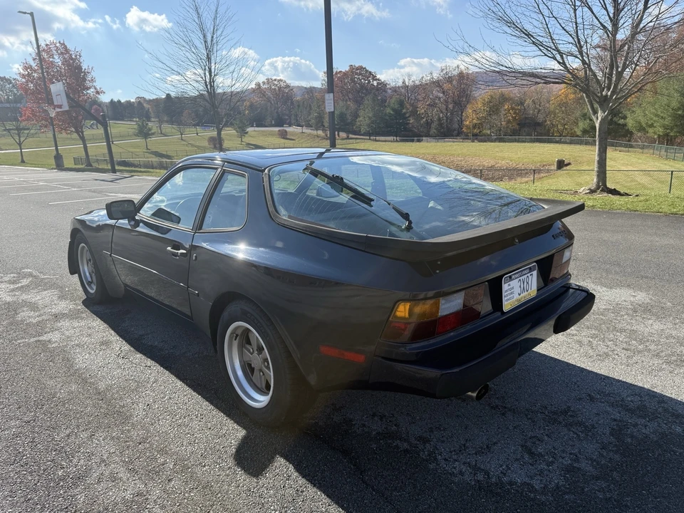 1984 Porsche 944 - Image 6 of 21