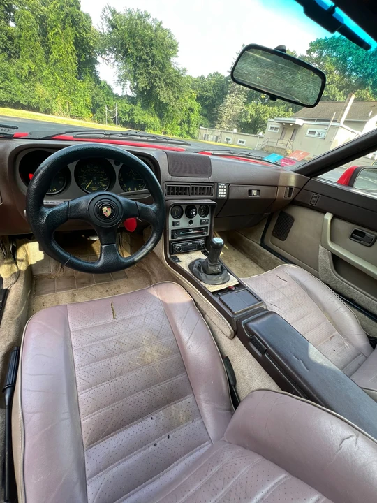 1984 Porsche 944 - Image 12 of 22