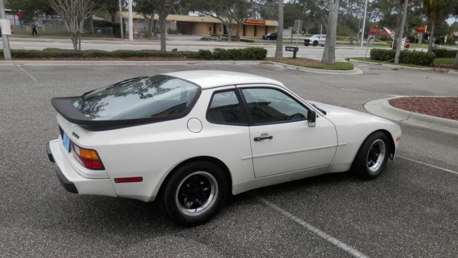 1984 Porsche 944 - Image 3 of 17
