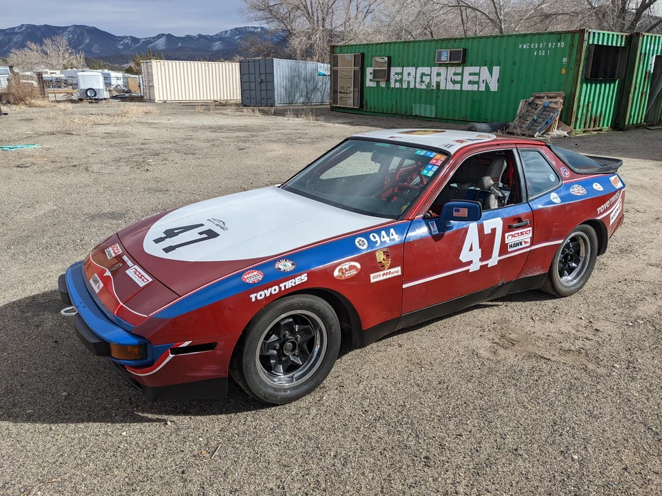 1984 Porsche 944 - Image 8 of 31
