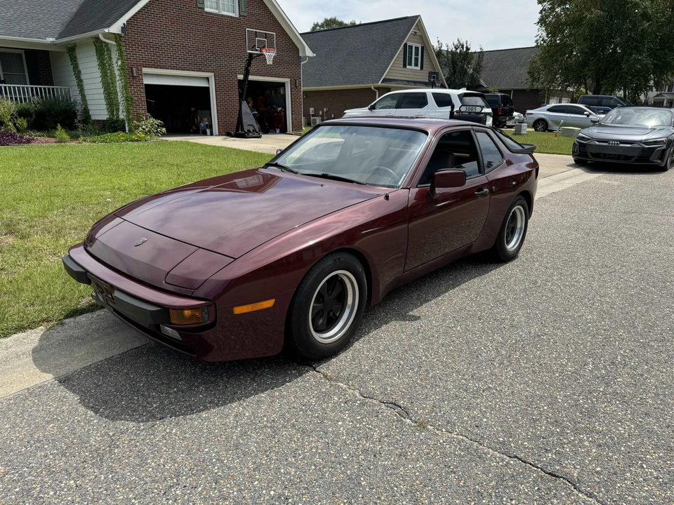 1984 Porsche 944 - Image 12 of 31